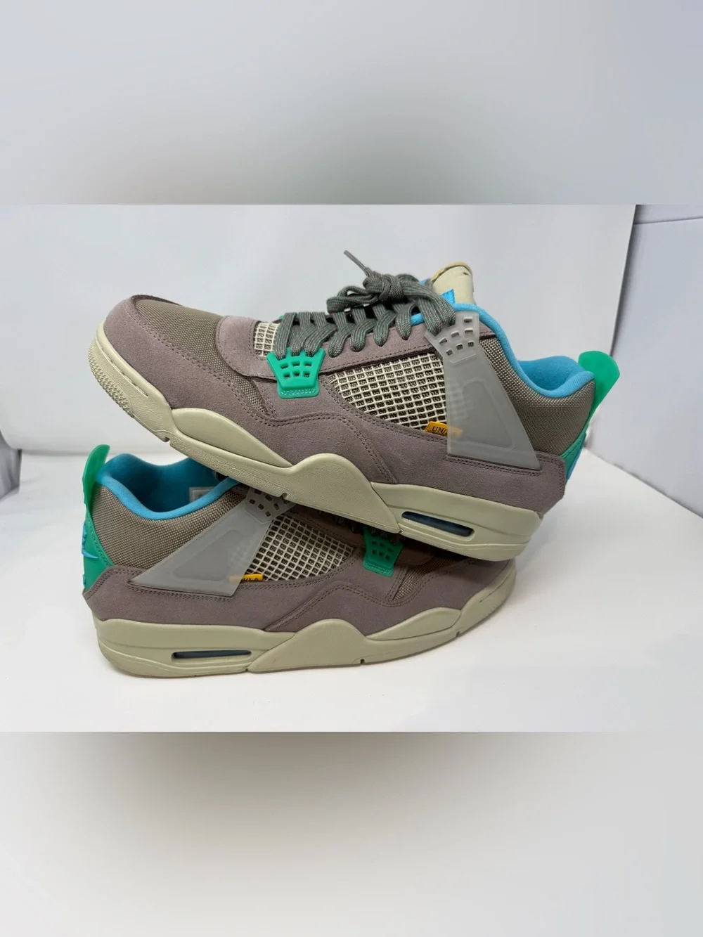 Size 12- Nike Jordan 4 Retro x Union LA Taupe Haze DJ5718-242 New with out box